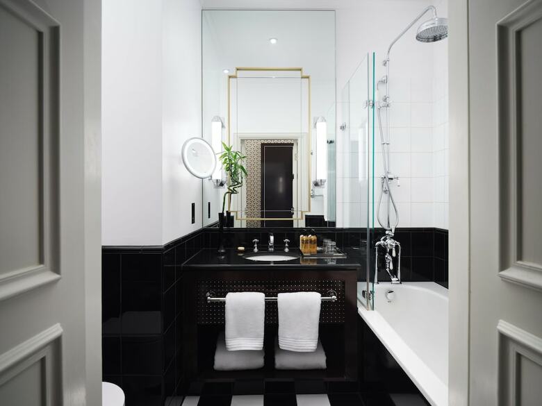 Hotel Sofitel St James