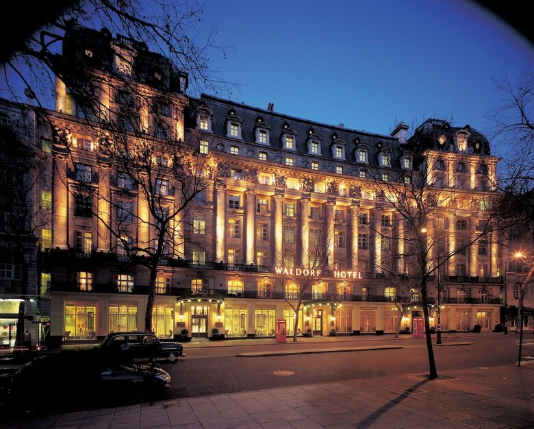 Hotel Waldorf Hilton
