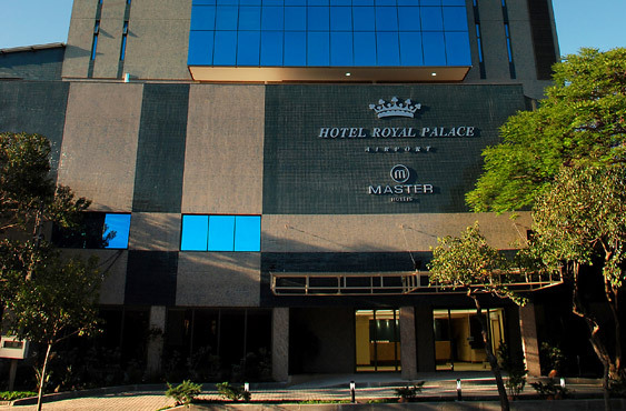 Hotel Royal Palace Airport