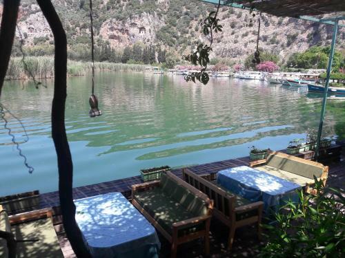 Hostal Zakkum Pansiyon