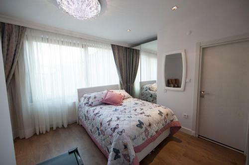 Apartamento Molton Kabatas Hotel