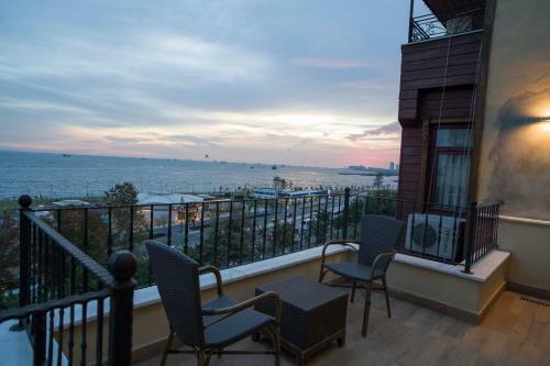 Albergue Bucoleon By Cheers