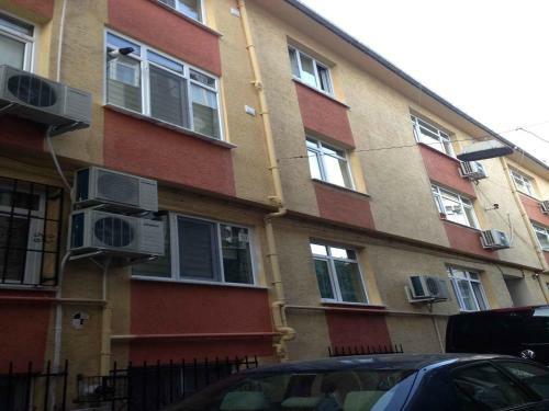 Yilmaz Apart