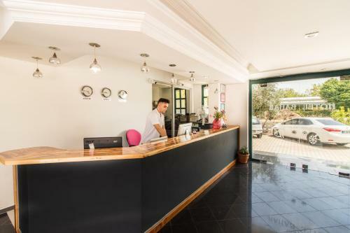 Bahar Hotels