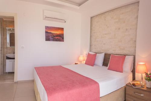 Tala Villa 17