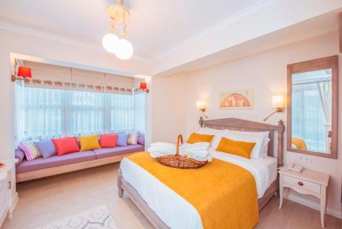 Villa Tn Hotel (adult Only)