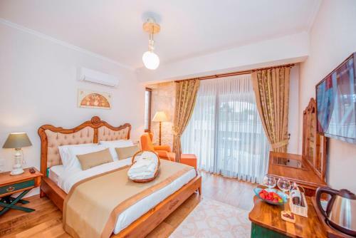 Villa Tn Hotel (adult Only)