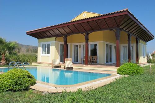 Tropicana Villa 08