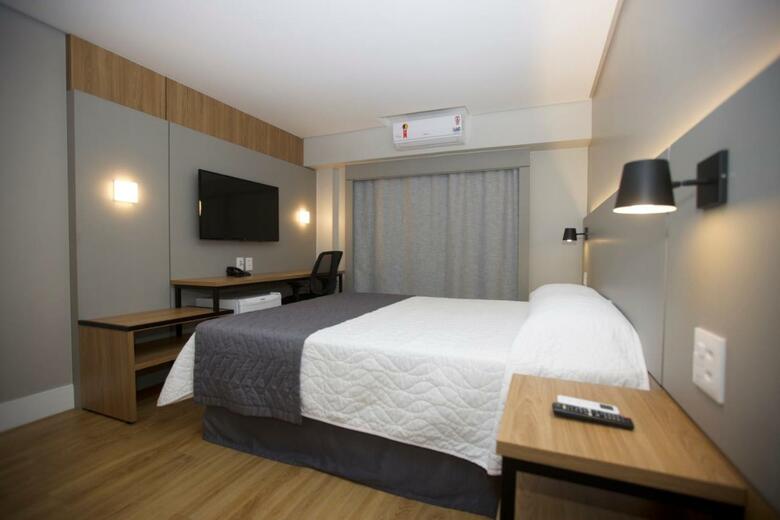 Mogano Business Hotel