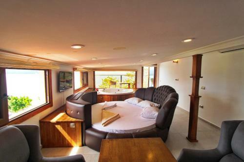 Apartamento George's Boutique Hotel