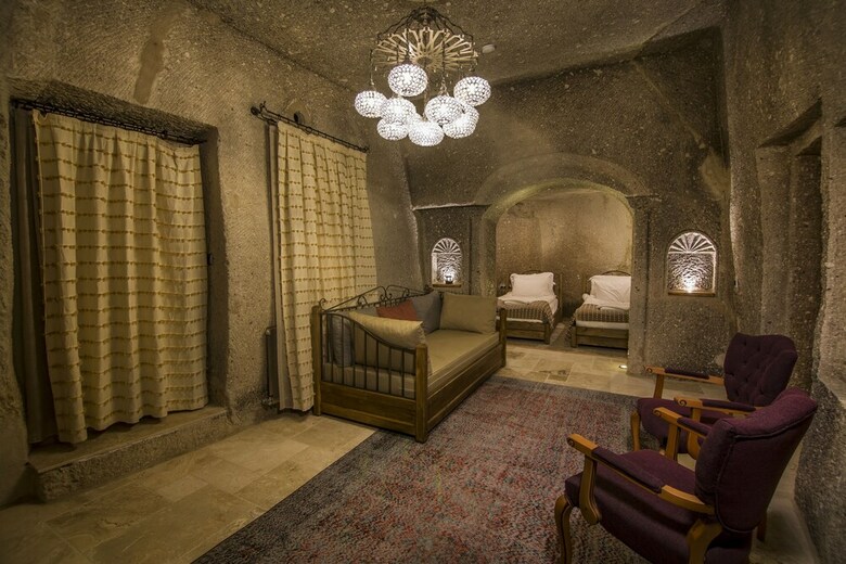 Hotel Hera Cave Suites
