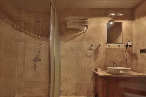 Guzide Cave Hotel