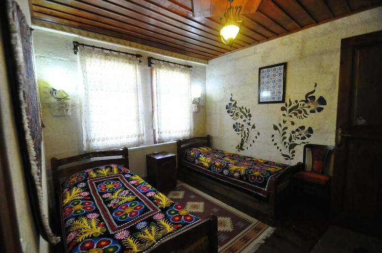 Posada Kismet Cave House
