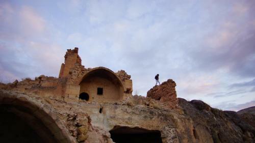 Fairyland Cave Hotel