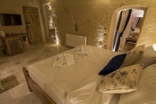 Hotel Azure Cave Suites