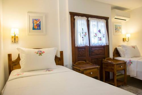 Hotel Monza House Otel