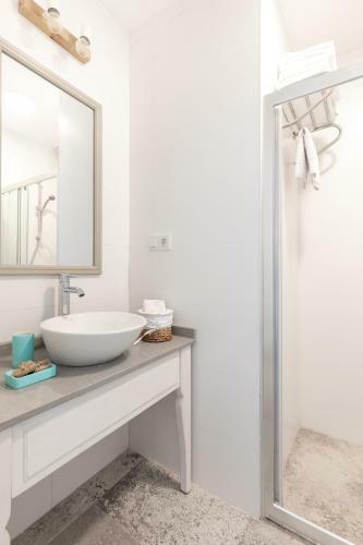 Hotel Monza House Otel