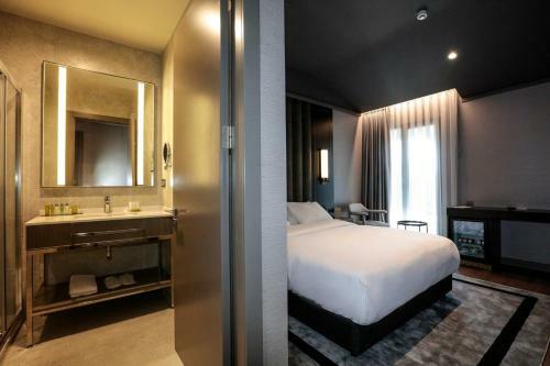 Hotel Doubletree By Hilton Izmir Airport
