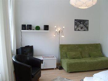 Hotel B! Apartments