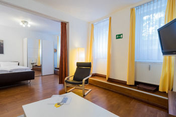 Hotel B! Apartments