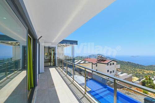 Villa Lion