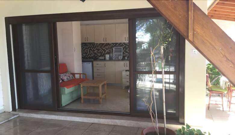 Teras Butik Apart