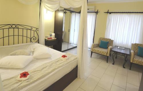 Hotel Cachet - Adult Only +14
