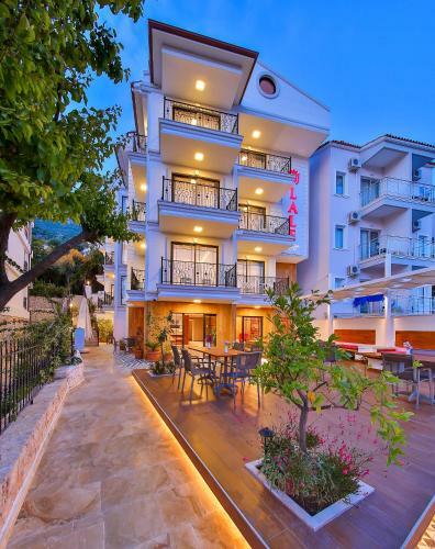 Lale Hotel