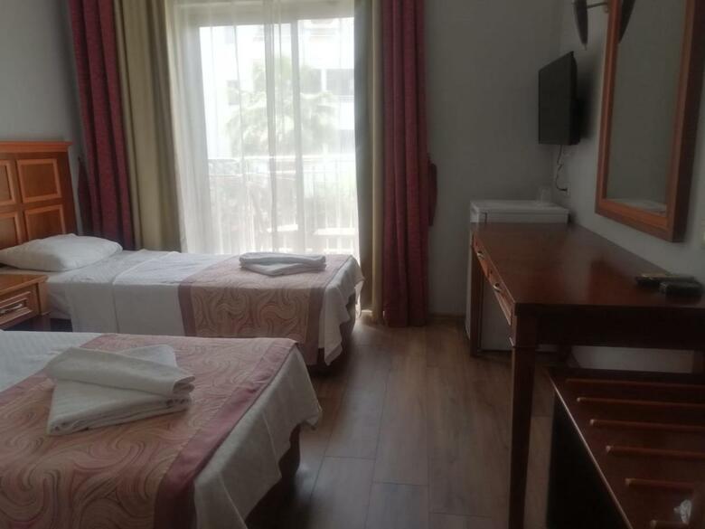 Grand Nar Hotel
