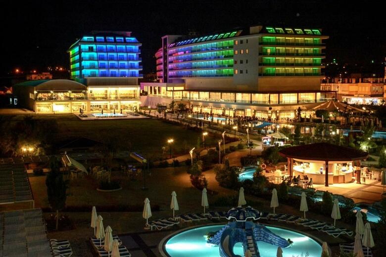 Hotel Kahya Resort Aqua & Spa