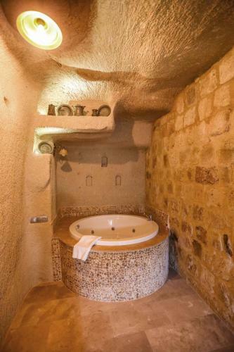 Hotel Abu Hayat Cave Suites