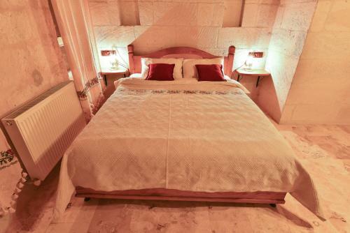 Mosaic Cave Hotel