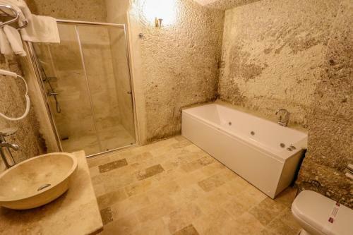 Mosaic Cave Hotel