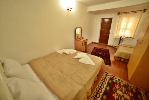 Bed & Breakfast Cave Seasons Deluxe Hotel