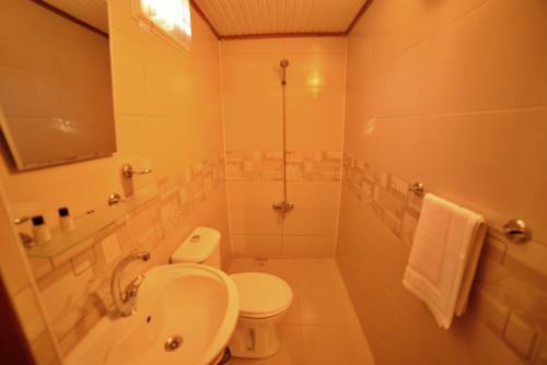 Bed & Breakfast Cave Seasons Deluxe Hotel