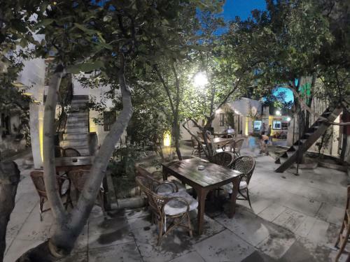 Bed & Breakfast Cave Seasons Deluxe Hotel