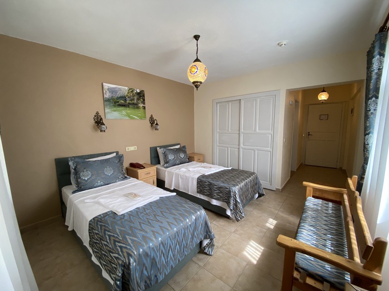 Portakal Hotel