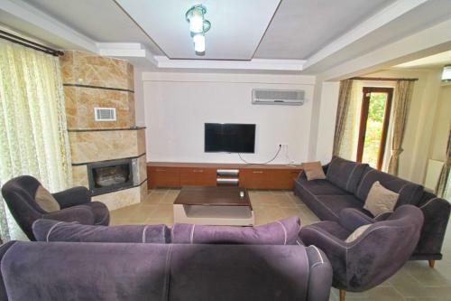 Opal Villa 1