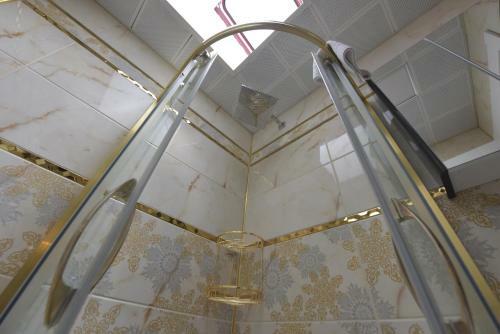 Hayat Rose Hotel