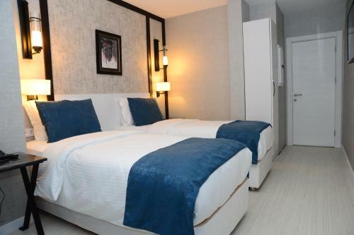 Bed & Breakfast Gardenya Suite Hotel