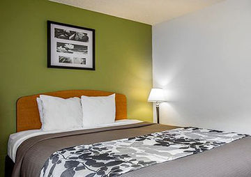Hotel Sleep Inn & Suites