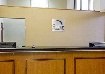 Hotel Sleep Inn & Suites