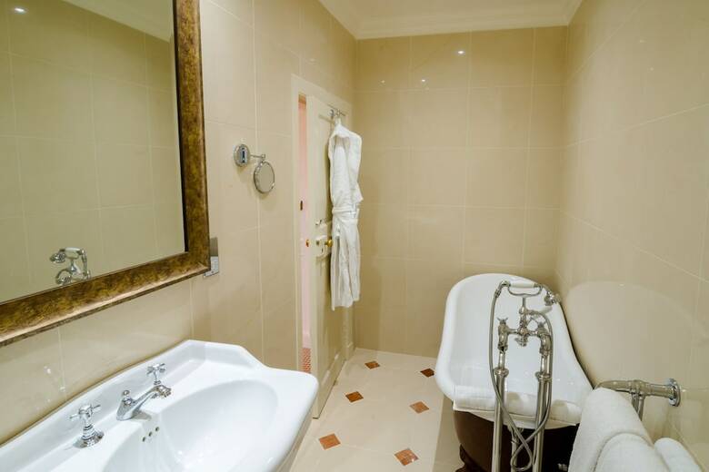 Greywalls Hotel & Chez Roux Restaurant