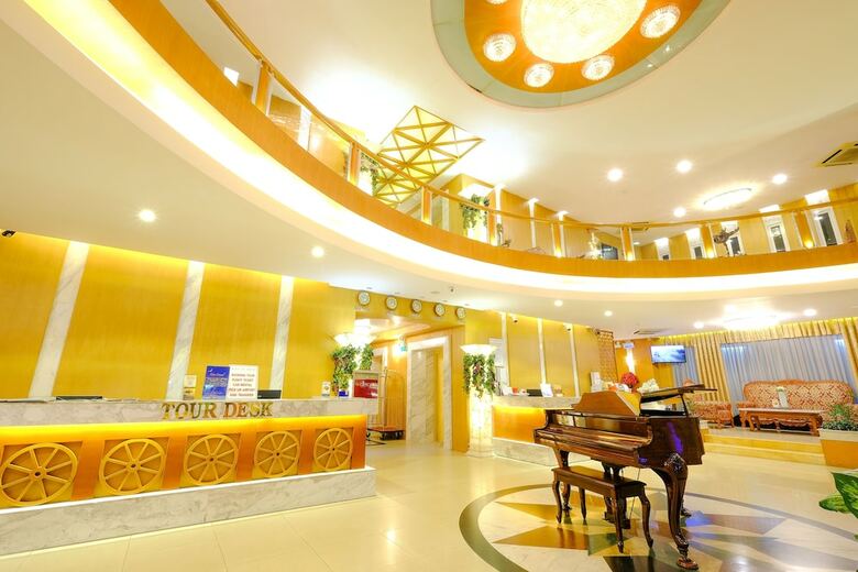 May Hotel