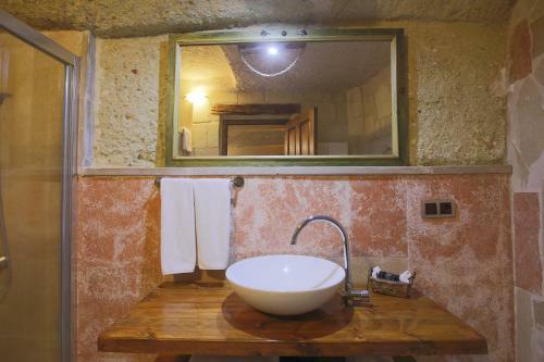 Aja Cappadocia Cave Hotel
