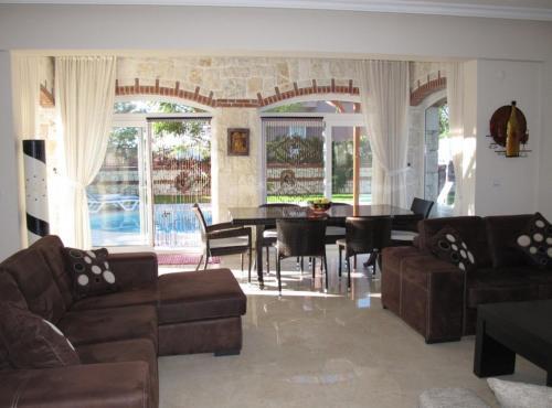 Anemon Villa 2