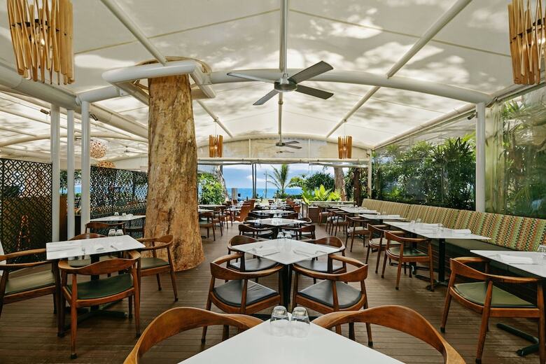Hotel Peppers Beach Club And Spa Palm Cove