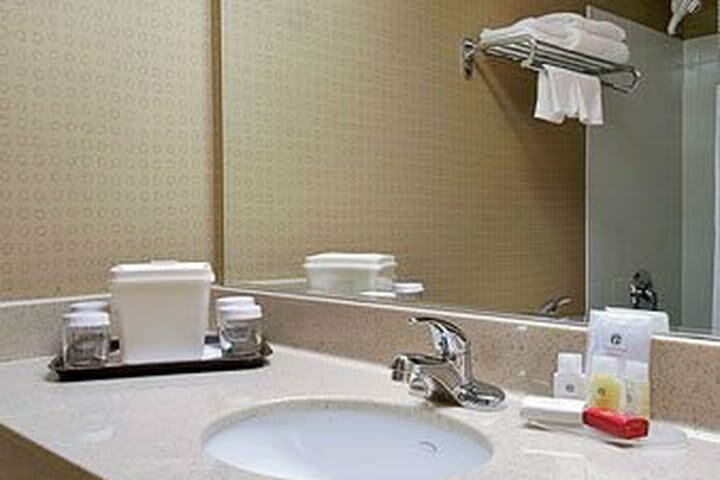 Hotel Ramada St. Johns
