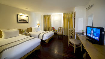 Romance Hotel Hue