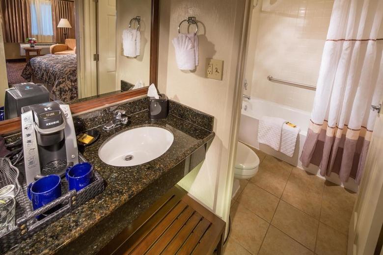 Hotel Best Western Plus Hilltop Inn